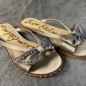 SAM EDELMAN Dariel WOMEN US Size 6.5 LT Grey Satin Suede Studded Bow Sandal NIB!